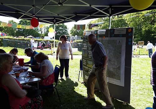 Photo Gallery Image - Engaging with the public on the Neighbourhood Plan